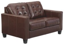 Altonbury Loveseat