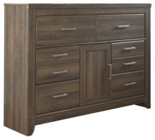 Juararo Dresser