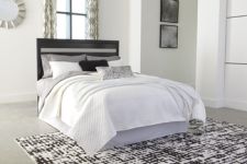 Starberry Queen/Full Panel Headboard