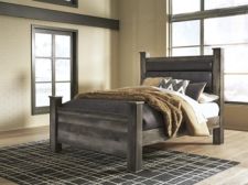 Wynnlow Queen Poster Footboard