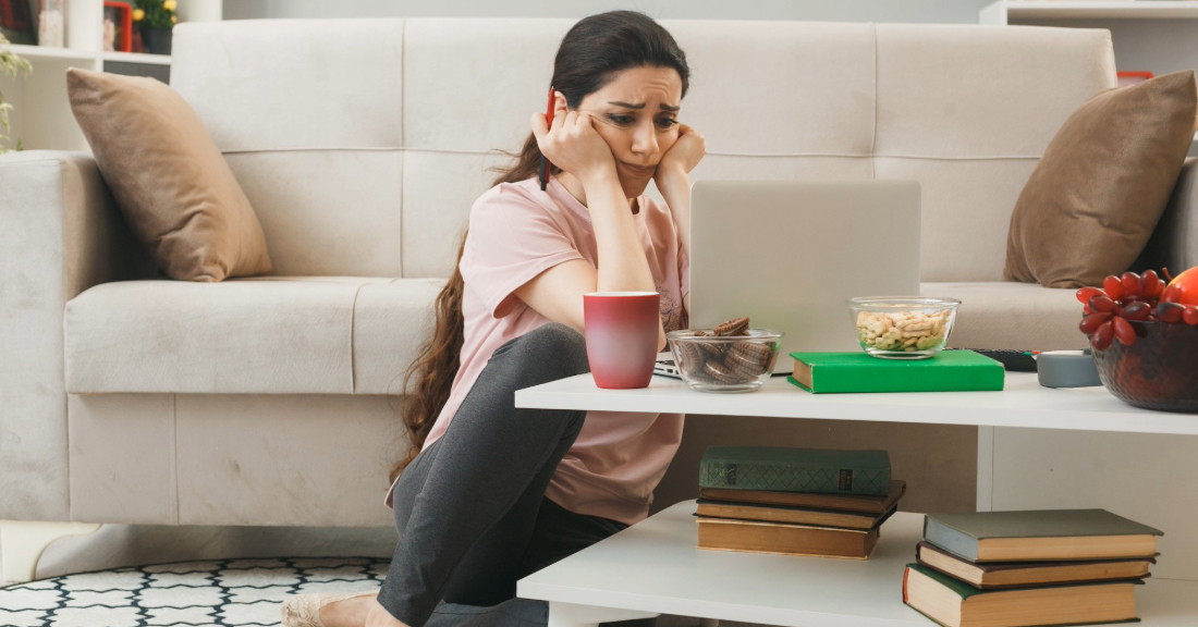 Budget-friendly fall furniture trends with cozy colors, textured accents, and statement pieces to refresh your home for autumn 2025.